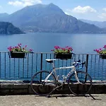 Blu Panorama Belvedere Di ヴァレンナ