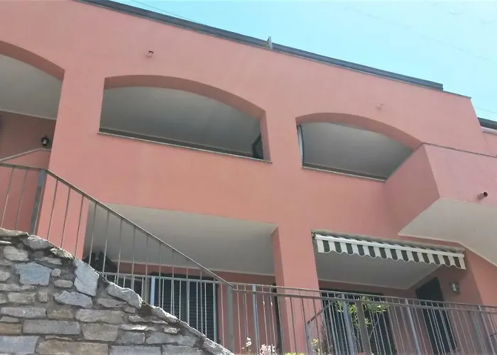 Blu Panorama Belvedere Di * ורנה